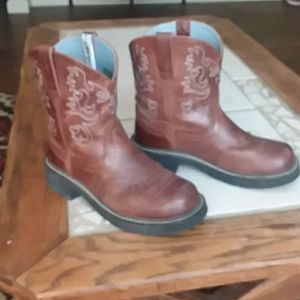 Ariat boots sz 8B